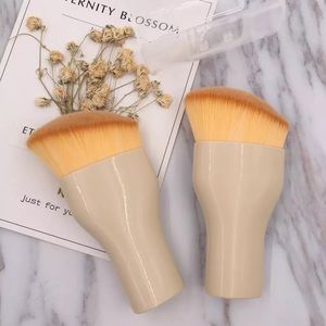 Luxury make up brush liquid and powder